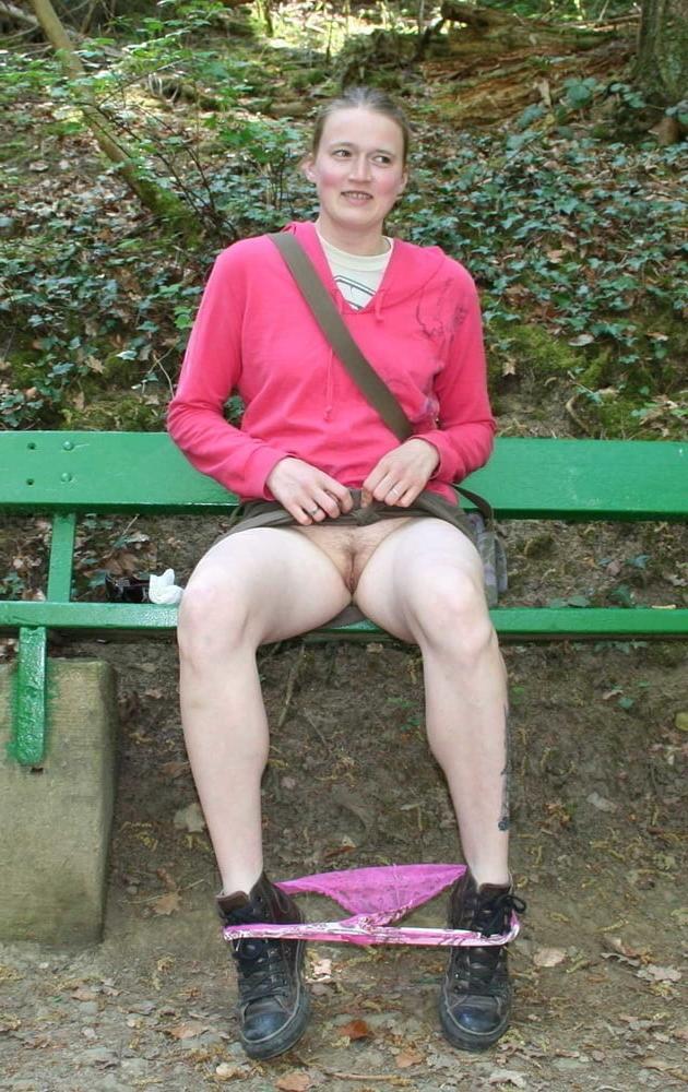 25P My Upskirt Obsession (4) Lift your skirt show us your cunt