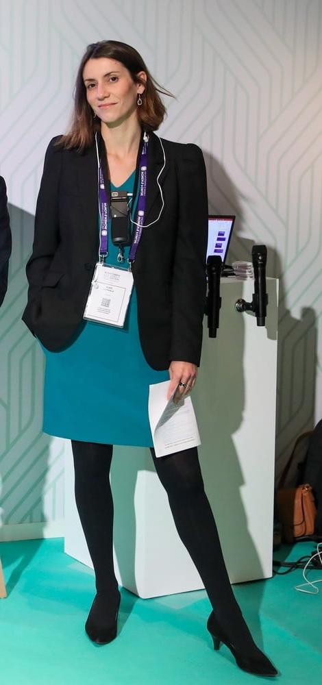 25P Conference Cunt in Pantyhose Part 1