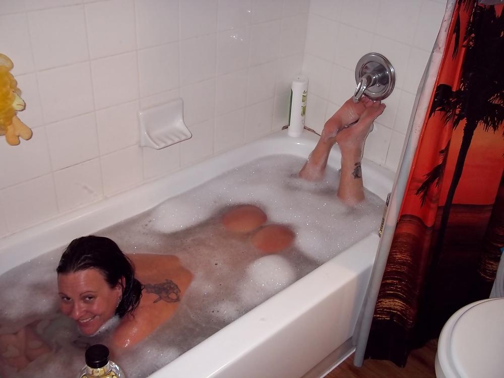 10P Chance takes a bath