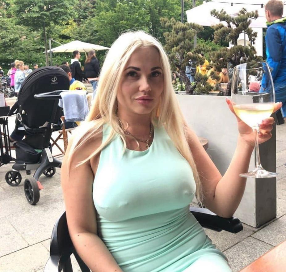 25P NO BRA club HUGE BOOBS and JUICY JUGGS edition 9