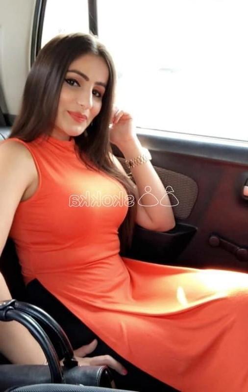 20P Beautiful girls