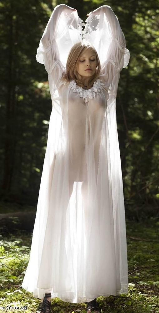 19P see through no bra - transparence 64