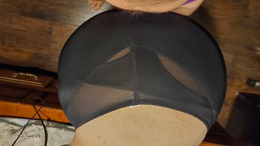 12P Thong and cumshot
