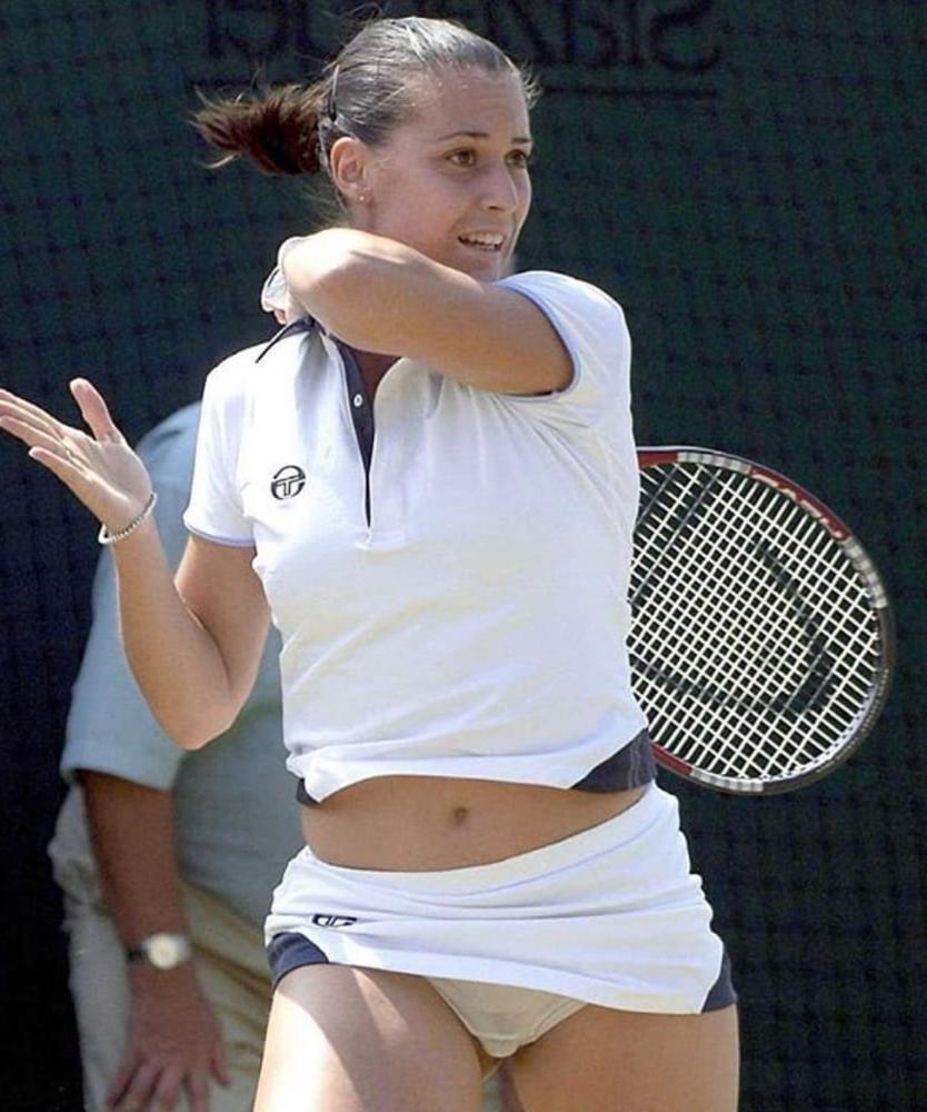 11P Women's Tennis