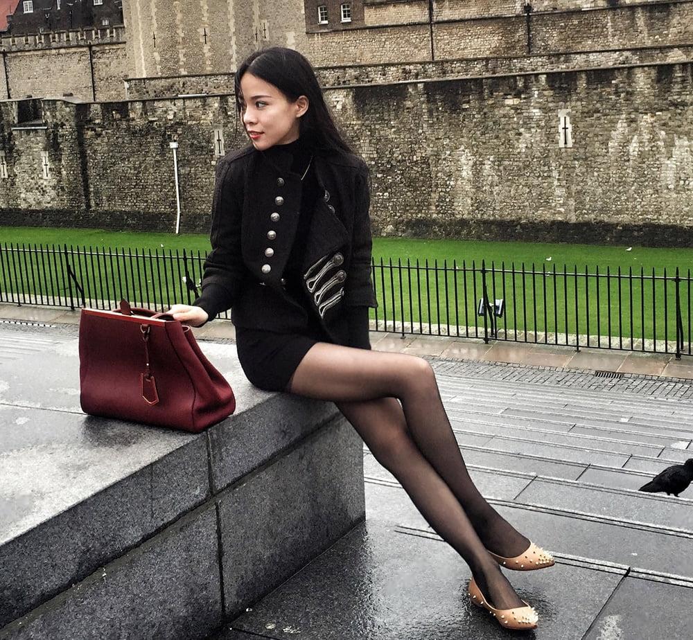 20P Japanese candids in pantyhose #2