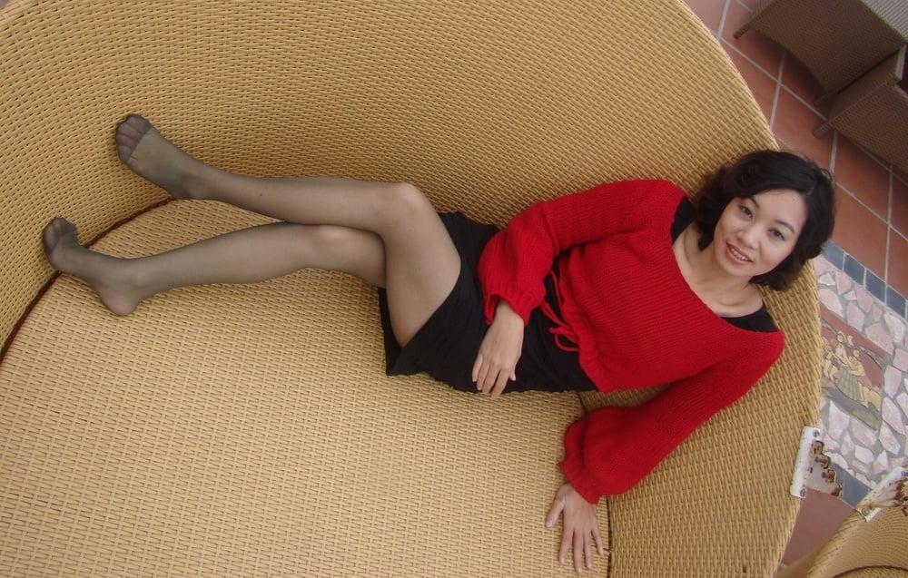 20P Japanese candids in pantyhose #2