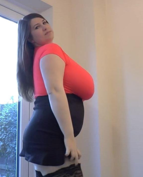 12P Dutch amateur slut Evelien with big cunt and tits