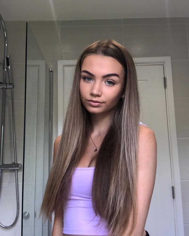 25P 18 yr old tight cunt Nicole