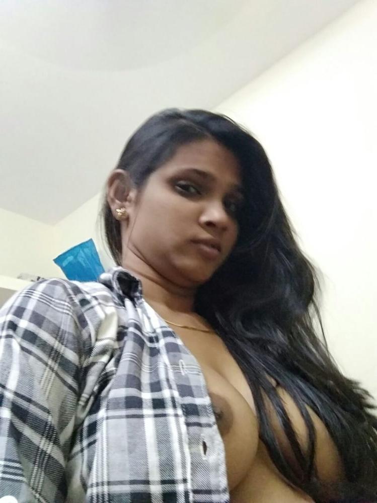 25P Bigboob Banker girlfriend