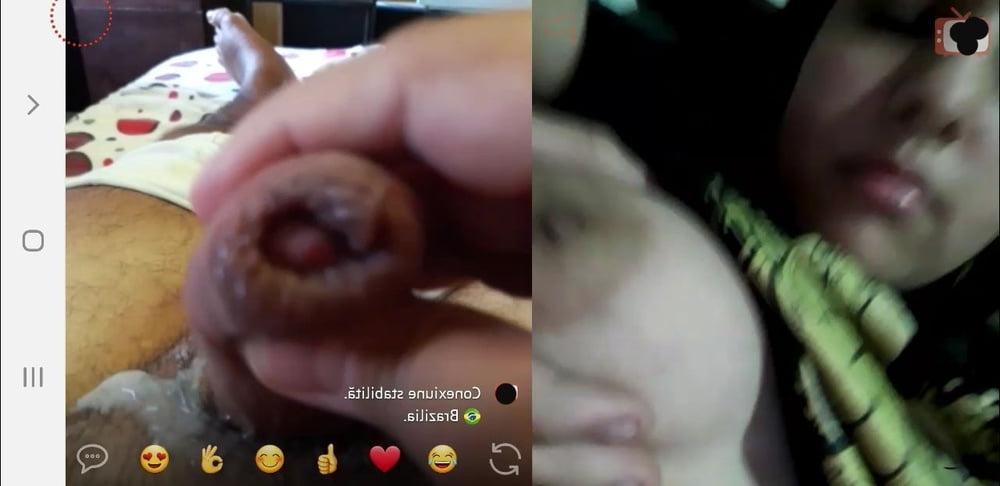 21P Brazilian boobs chat