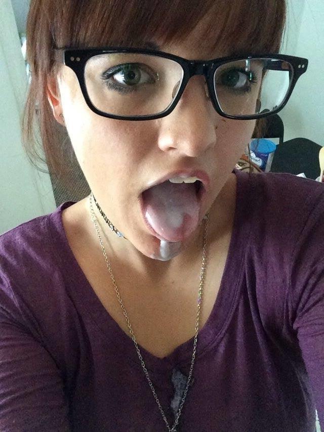 25P Girls in Glasses for Tom