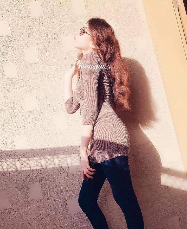 11P Pakistani Hot Girls