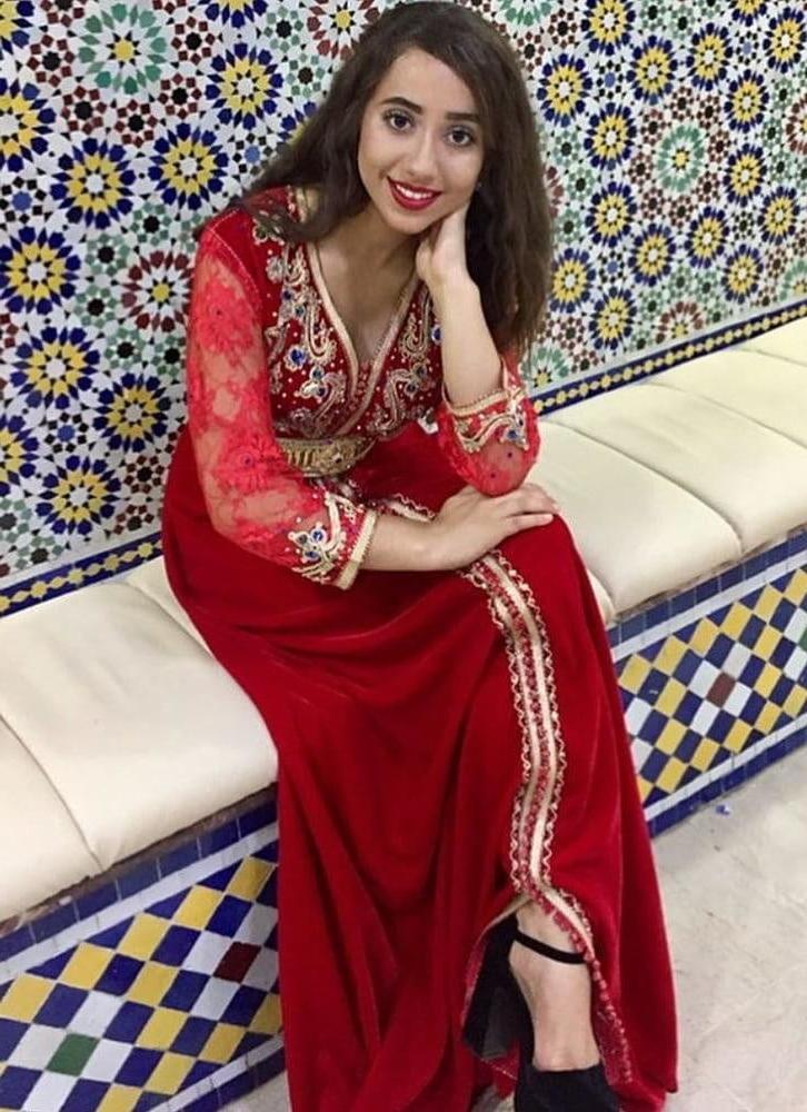 15P Beautiful girls got