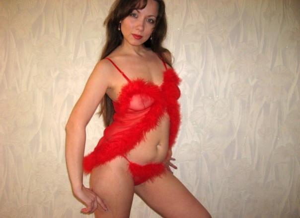 8P Girlfriend with beautiful Tits will soon be fucking
