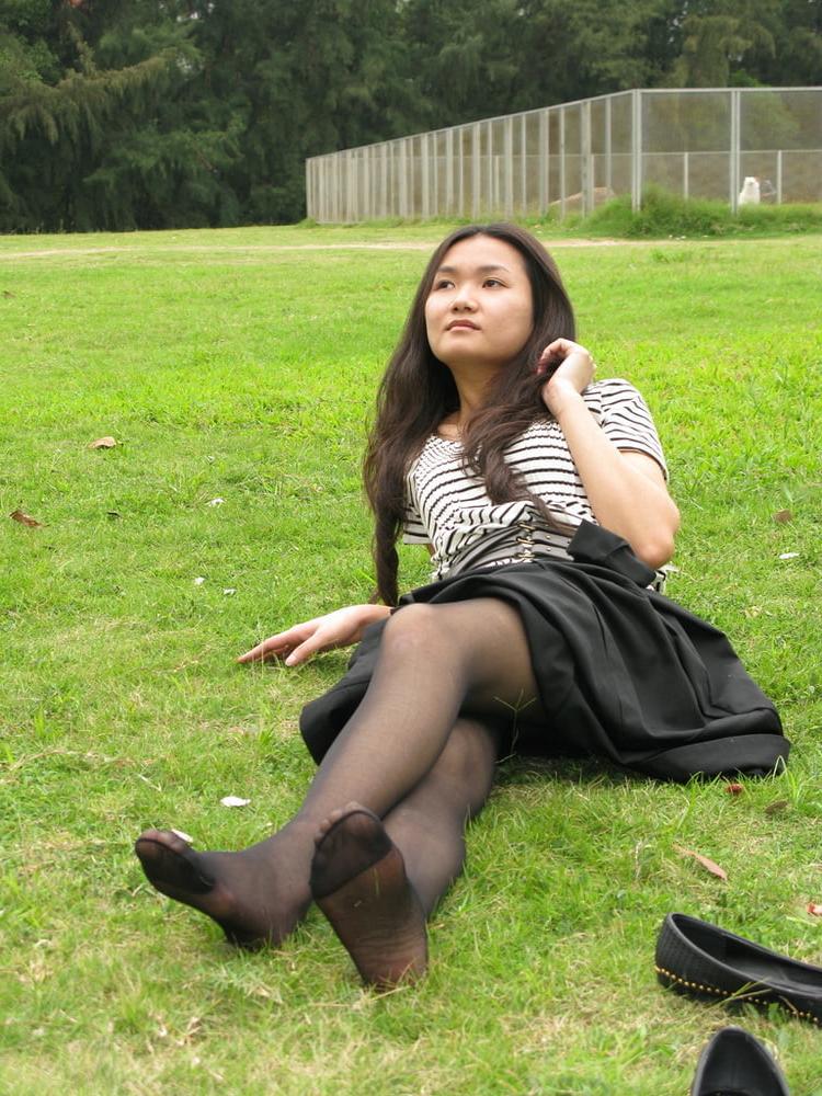 20P Japanese candids in pantyhose #1