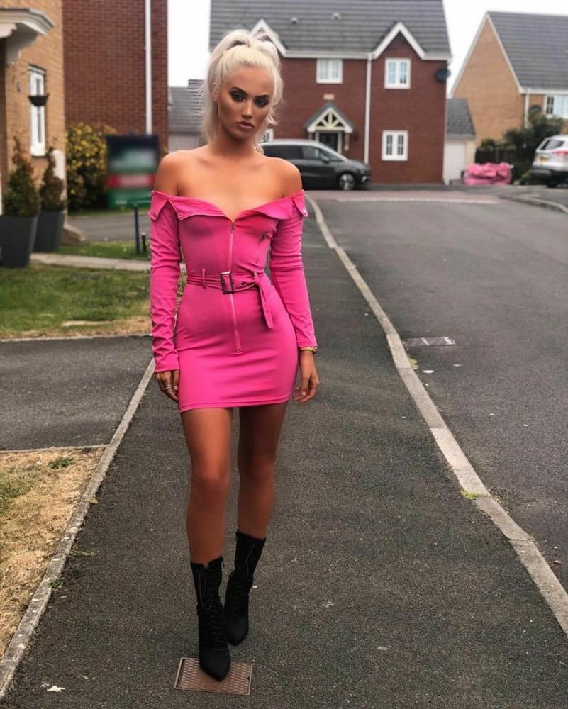 25P Cock Tease Babes