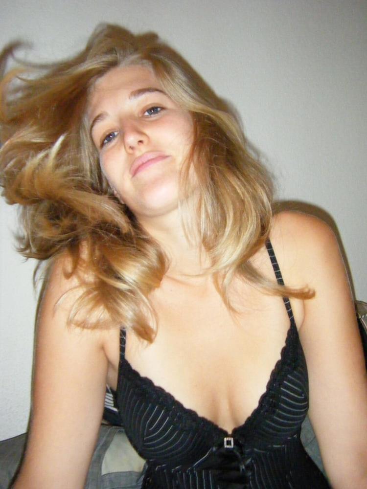 25P Slutty Teen