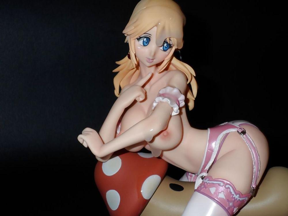 22P Princess.Bitch (anime figure)