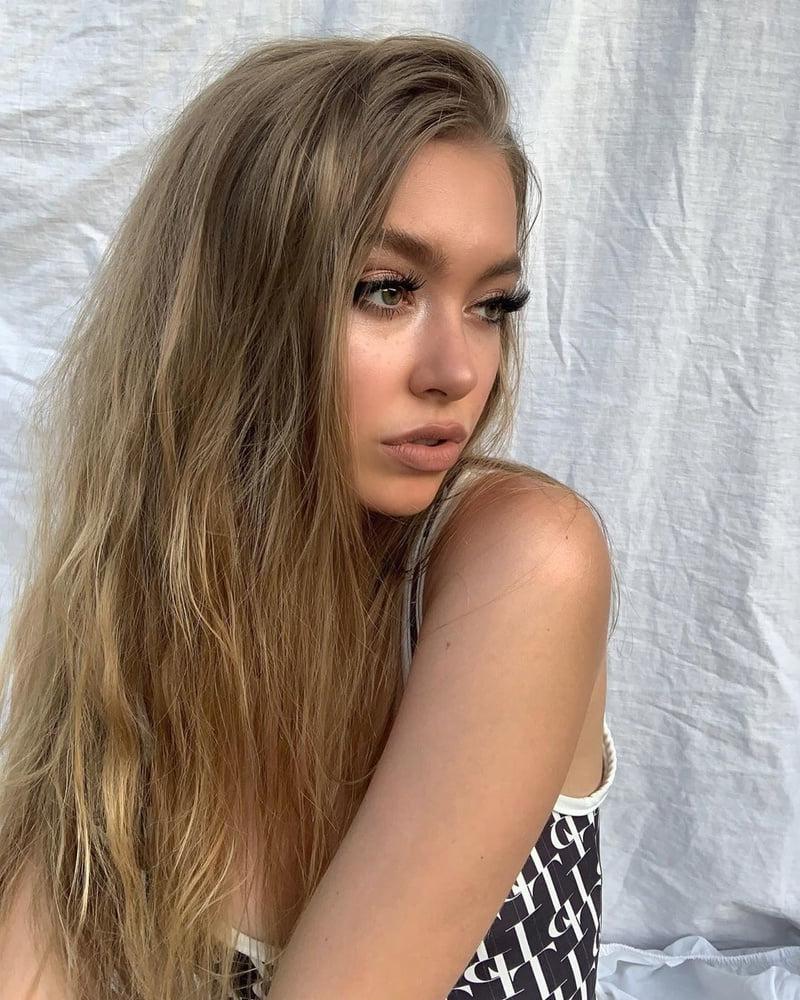 18P UK Girls 2020 - vol 80