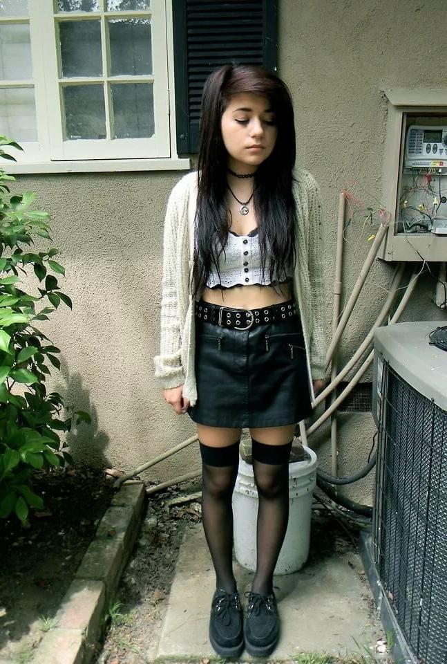 25P girls in sock