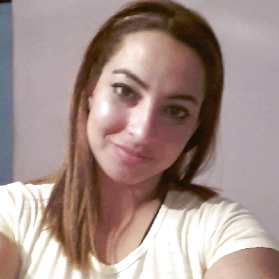25P Teen girls (Arab) 1