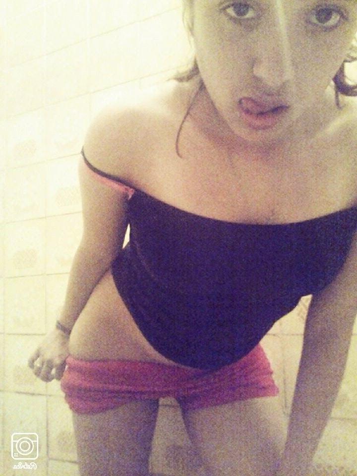 25P Teen girls (Arab) 1