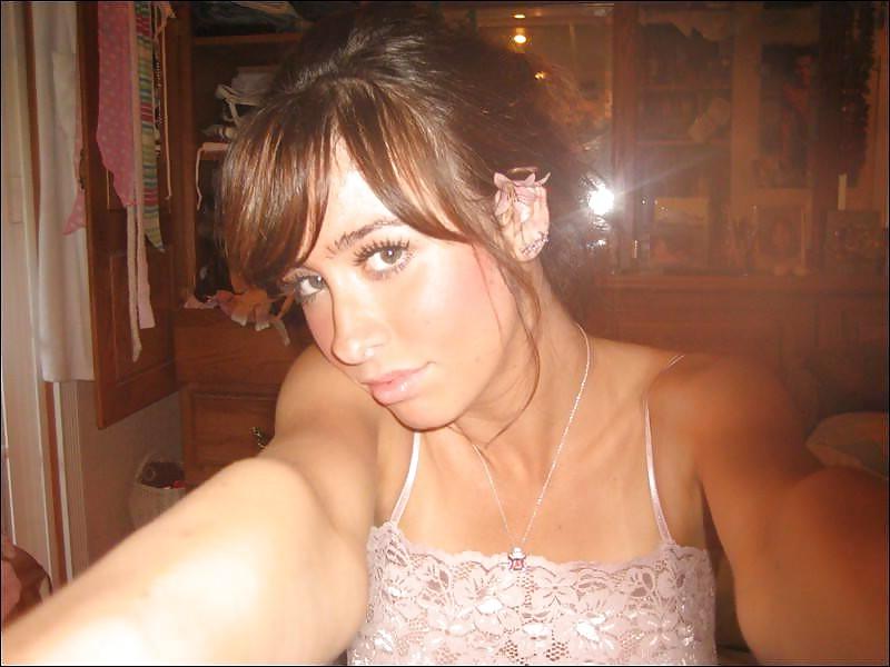 18P She is So Pretty - Who is she?