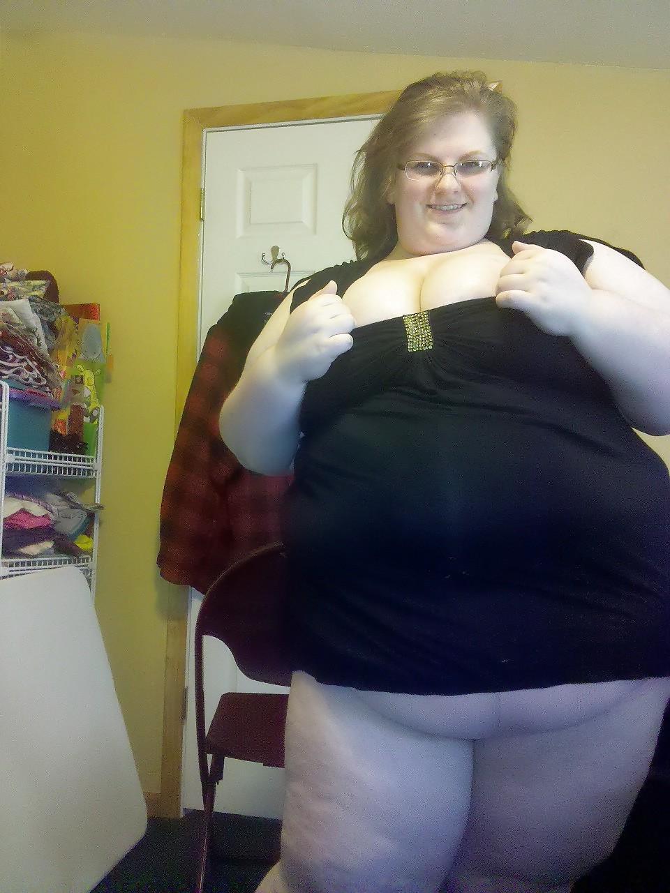 14P Big Udders Princess - Crystal