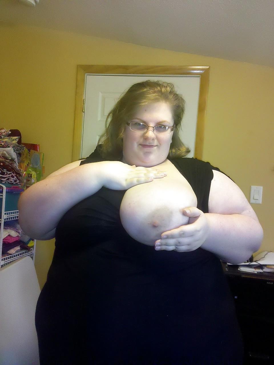 14P Big Udders Princess - Crystal