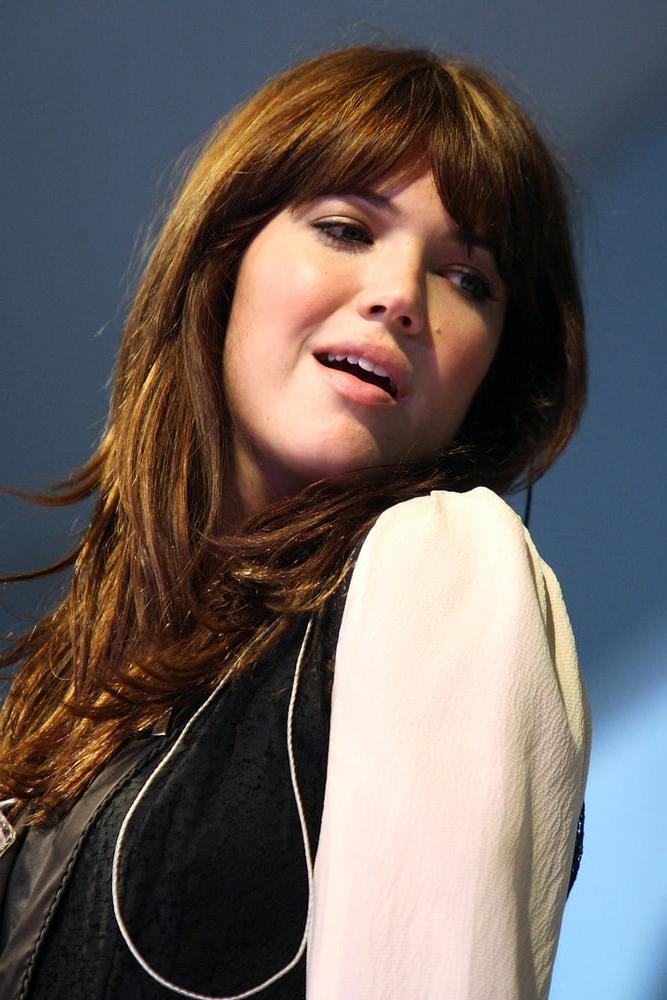11P Mandy Moore - Beautiful Girls Ladies Fashion Lunch Melbourne