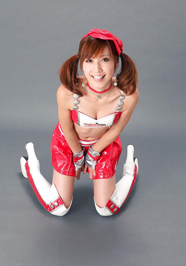 25P Japanese Race Queens-Emi Shimizu (5)