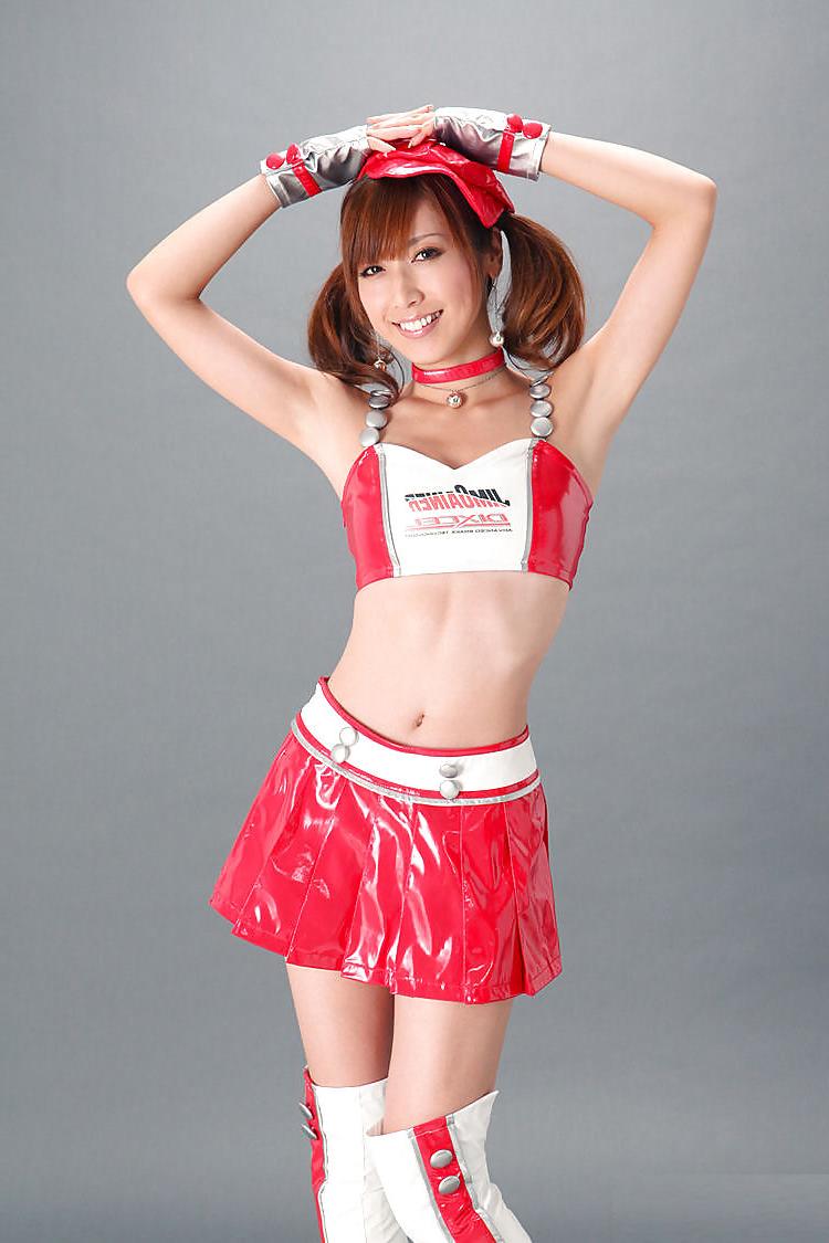 25P Japanese Race Queens-Emi Shimizu (5)