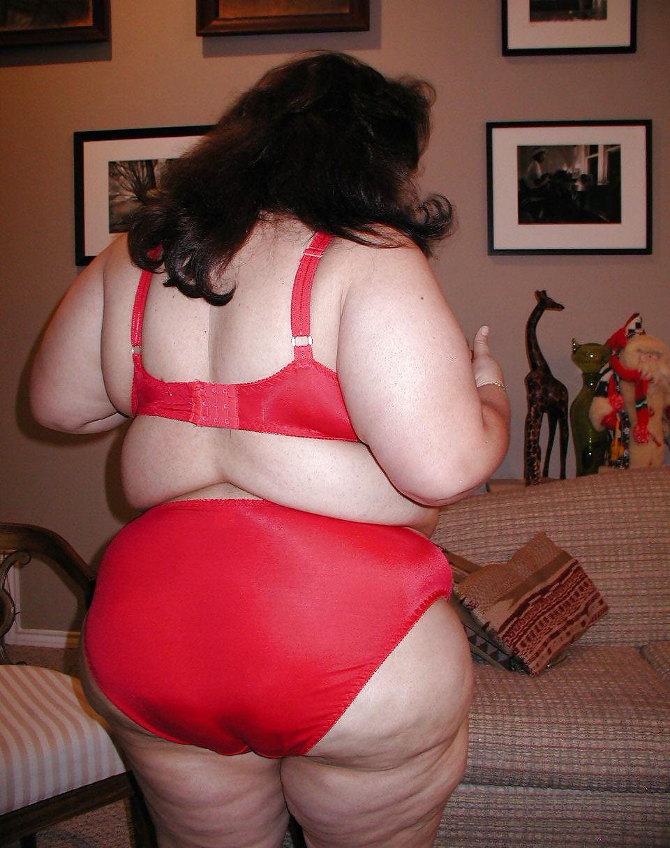 25P Mexican Chica Claudia & SSBBW Boriqua Chica