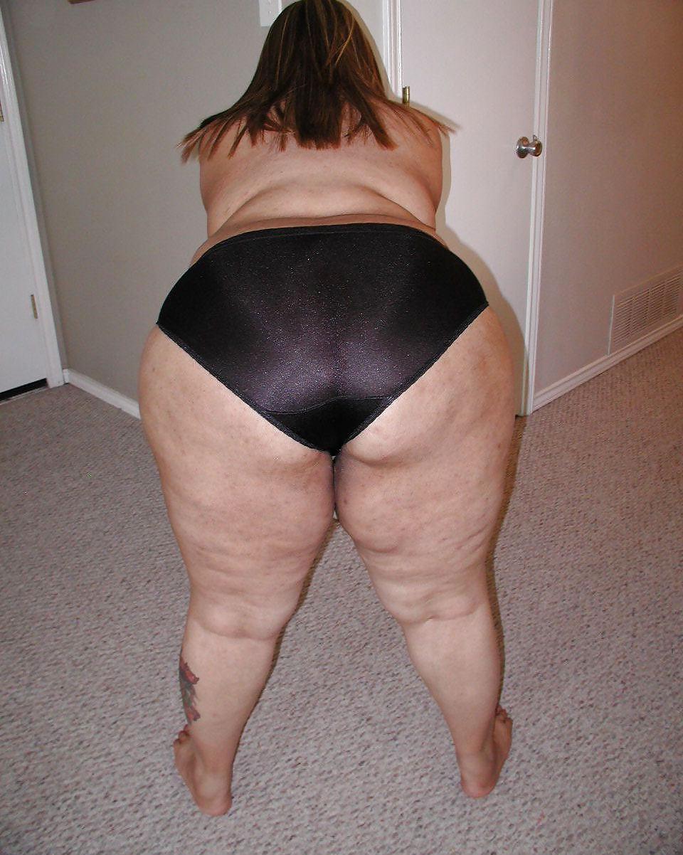 25P Mexican Chica Claudia & SSBBW Boriqua Chica