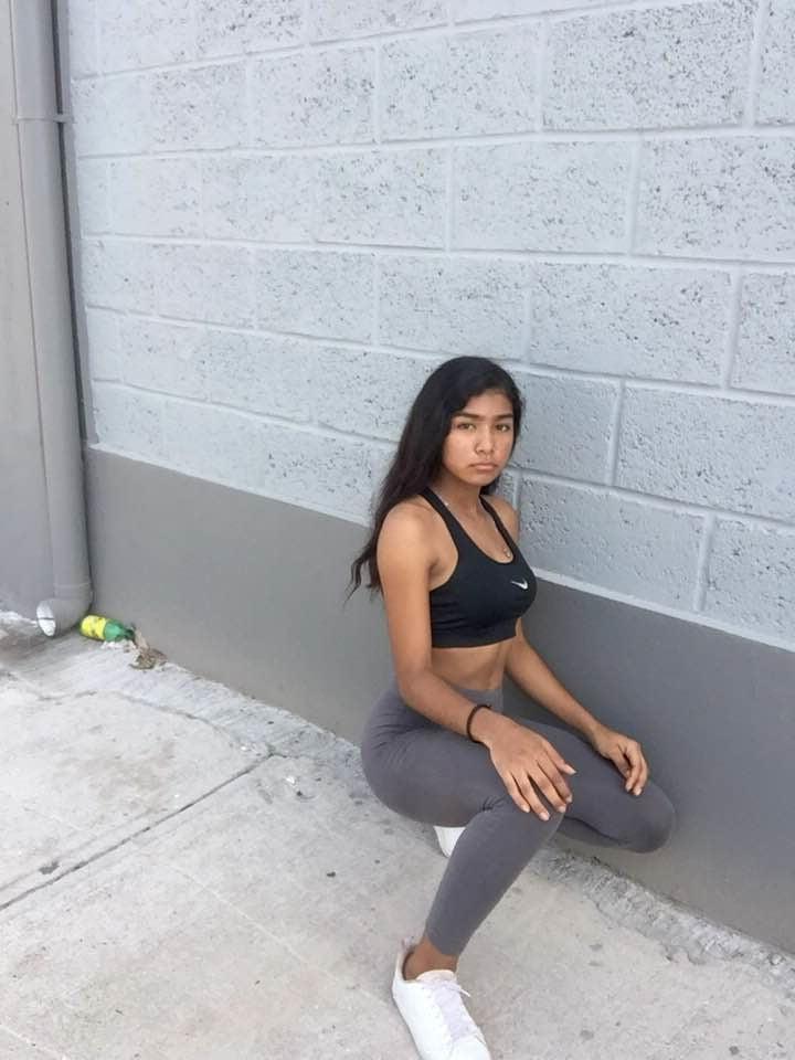 25P Kenia Valenz - teen 2