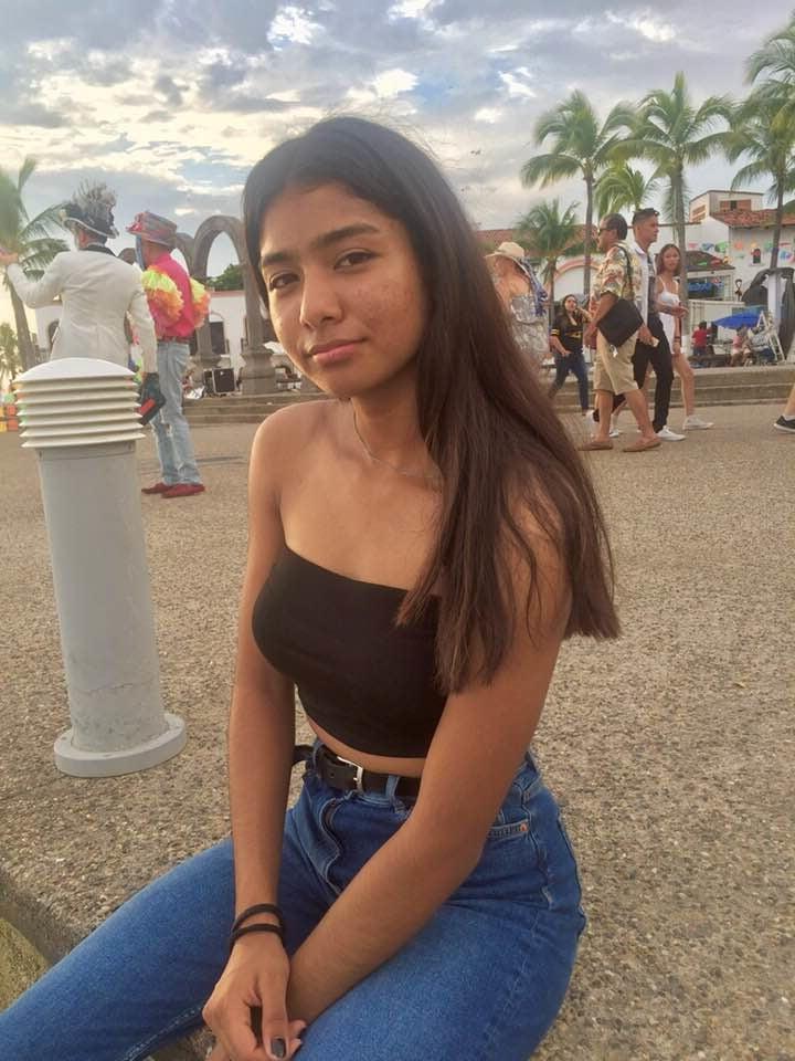 25P Kenia Valenz - teen 2