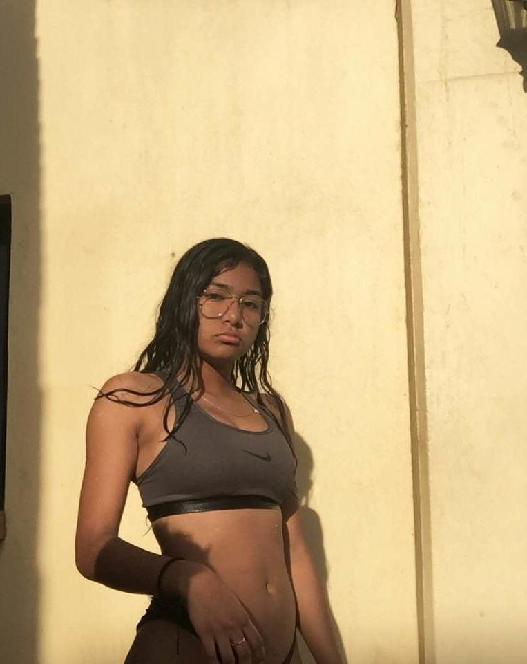 25P Kenia Valenz - teen 2
