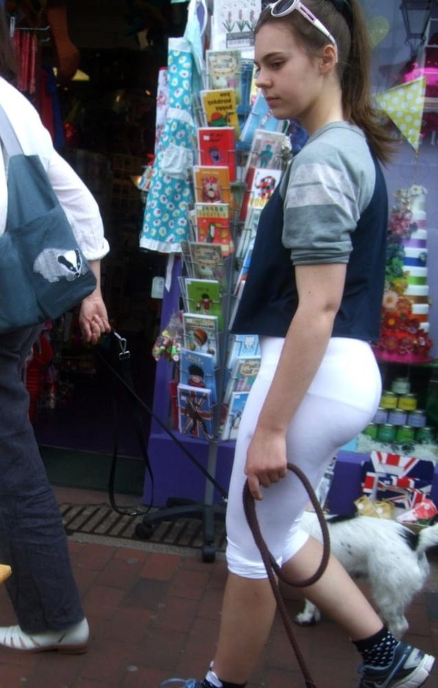 10P Candid #1 - Teen VPL Leggings