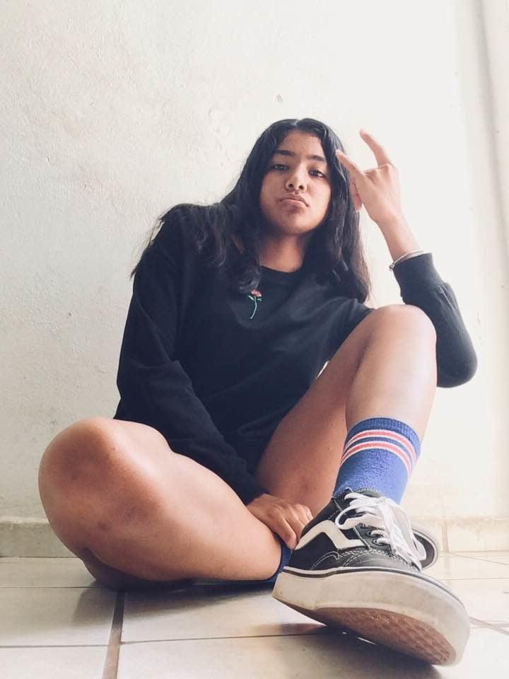 25P Kenia Valenz - teen 1