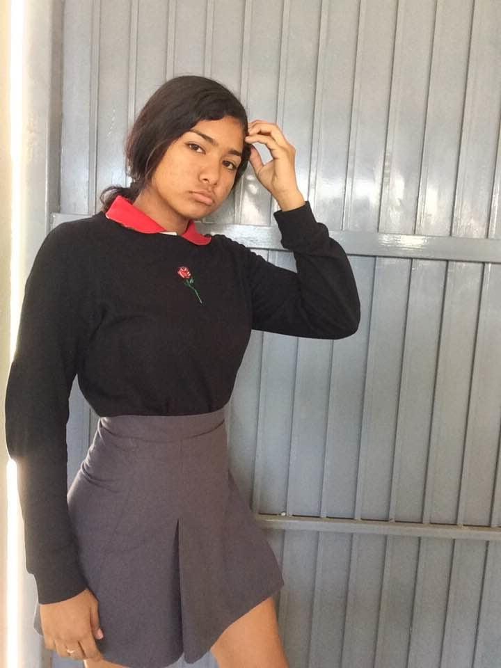 25P Kenia Valenz - teen 1