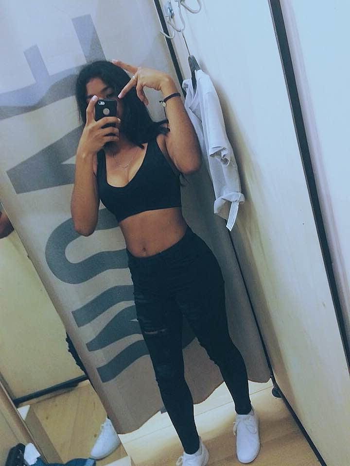 25P Kenia Valenz - teen 1
