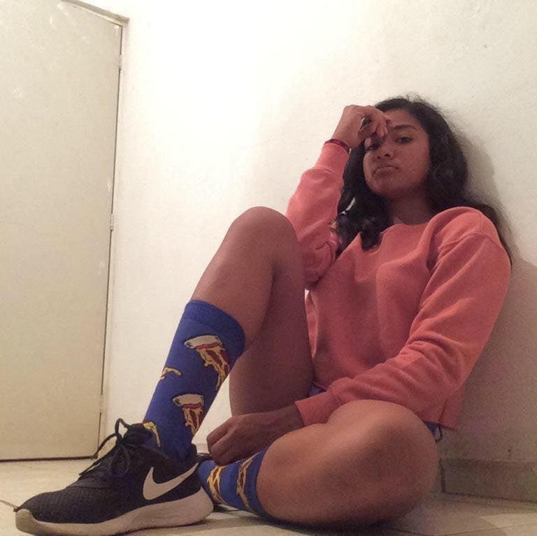 25P Kenia Valenz - teen 1