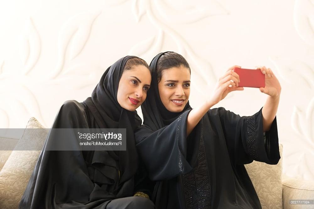 13P Lesbian girls (Arab) 1