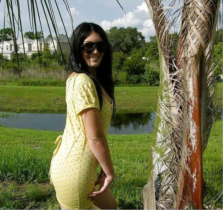 25P Hot sexy Arab Lebanon girls &amp; wifes pussy