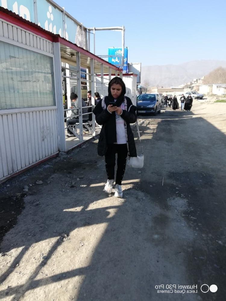 25P Iran Teen girls Ugly 1