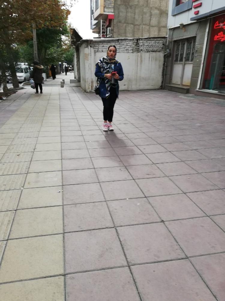 25P Iran Teen girls Ugly 1