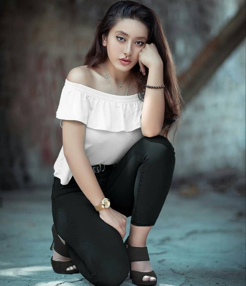 25P Iran Teen girls Ugly 1
