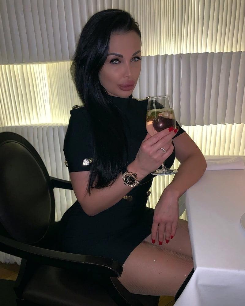 25P Amazing Bimbos - Horny Plastic &amp; Fake Tits Sluts 77