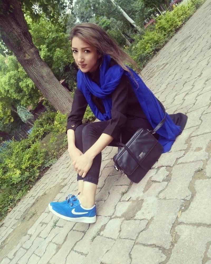 5P Iran Teen girls 35