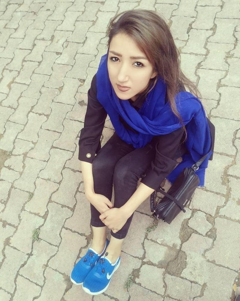 5P Iran Teen girls 35